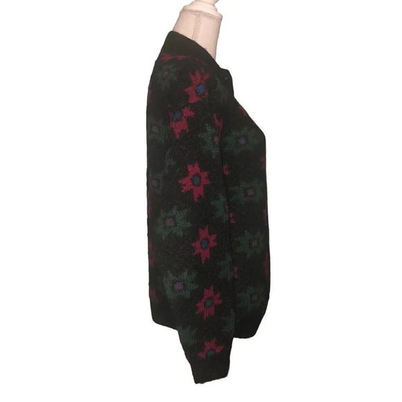 The WOOLRICH Woman Sz L Gray Green Red Blue Purple 100% Wool 2 Button Sweater - Picture 4 of 5